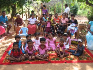 PARAKUMPURA CHILDREN AT GATHERING